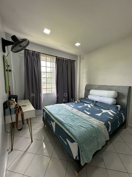 Apartment for Sale at Pangsapuri Orkid - Ngiuo Vai Yan - Bedroom - PropertyGuru.com.my