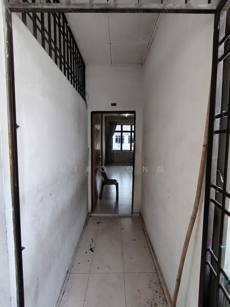Flat for Sale at Perumahan Rakyat Lima Kedai - Niko Ong - Corridor - PropertyGuru.com.my