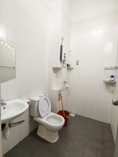 Rumah Teres 2 Tingkat untuk Disewa di Setia Impian (Setia Alam) - Doris Chuah - Bathroom - PropertyGuru.com.my