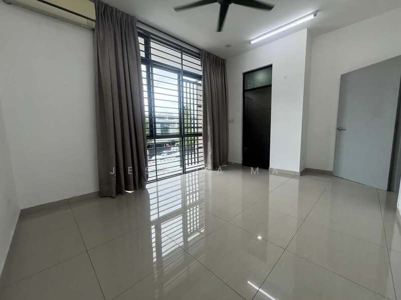 3-storey Terraced House for Rent in Bandar Seri Alam (Masai) - Jessica Ma - Interior - PropertyGuru.com.my