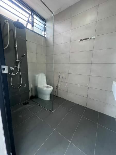 3-storey Terraced House for Rent in Bandar Seri Alam (Masai) - Jessica Ma - Bathroom - PropertyGuru.com.my