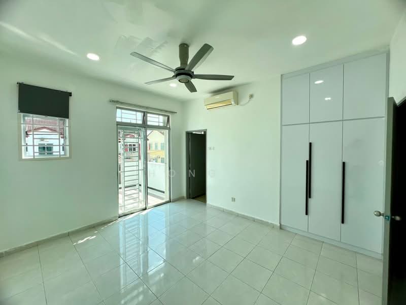 2-storey Terraced House for Sale in Taman JP Perdana (Johor Bahru) - Hong . - Bedroom - PropertyGuru.com.my