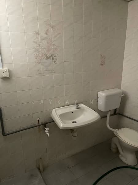 Taman Sri Gombak untuk Untuk Disewa - RM 1,500 /bulan, Apr 2026 - Bathroom - PropertyGuru.com.my