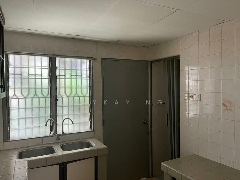 Taman Sri Gombak untuk Untuk Disewa - RM 1,500 /bulan, Apr 2026 - Kitchen - PropertyGuru.com.my