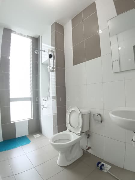 Apartment for Rent at The Seed Taman Sutera Utama - Jessica Ma - Bathroom - PropertyGuru.com.my