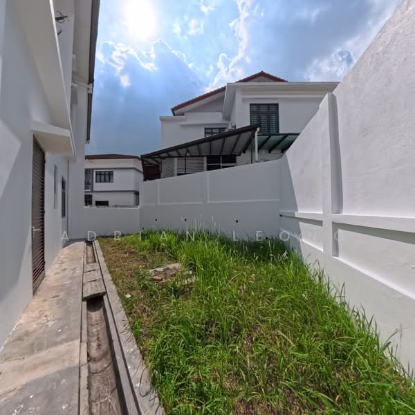 Semi-Detached House for Sale in Bandar Kinrara Seksyen 8 (Bandar Kinrara) - Adrian Leong - PropertyGuru.com.my