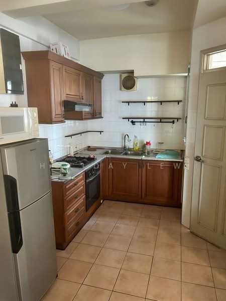 Condominium for Sale at Mont Kiara Sophia - Holiday Lew - Kitchen - PropertyGuru.com.my