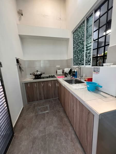 Sanctuary villas untuk Untuk Dijual - RM 1,000,000, Mac 2026 - Kitchen - PropertyGuru.com.my