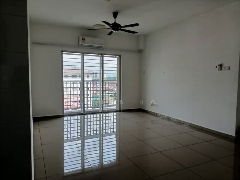 The Edge Residence untuk Untuk Disewa - RM 1,800 /bulan, Apr 2026 - Living Room - PropertyGuru.com.my