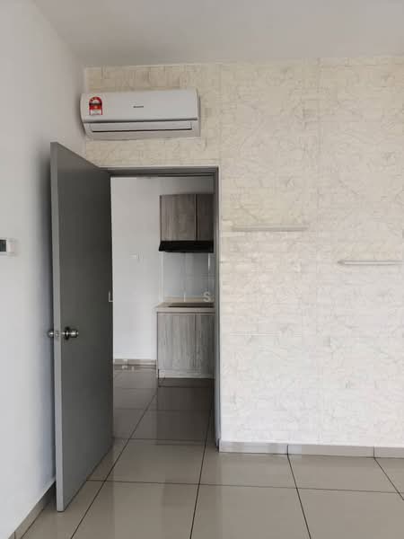 The Edge Residence untuk Untuk Disewa - RM 1,800 /bulan, Apr 2026 - Kitchen - PropertyGuru.com.my