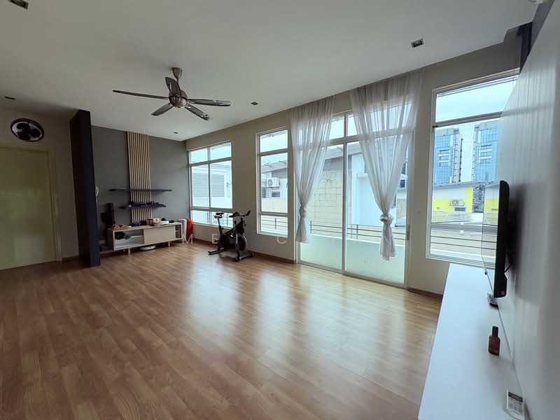 Saujana Glenmarie untuk Untuk Dijual - RM 3,550,000, Mac 2026 - Living Room - PropertyGuru.com.my
