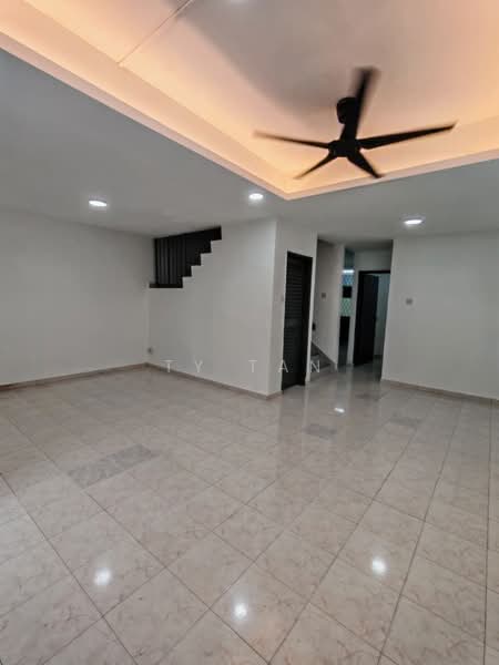 Rumah Teres 2 Tingkat untuk Dijual di Ulu Tiram (Johor) - TY Tan - Living Room - PropertyGuru.com.my