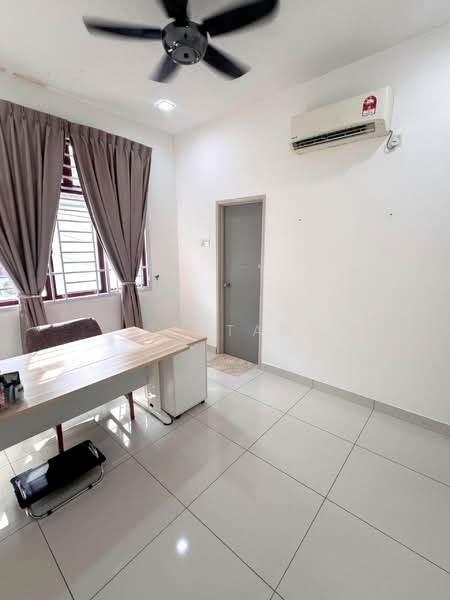 2-storey Terraced House for Sale in Mutiara Rini (Skudai) - CS Tan - Study - PropertyGuru.com.my