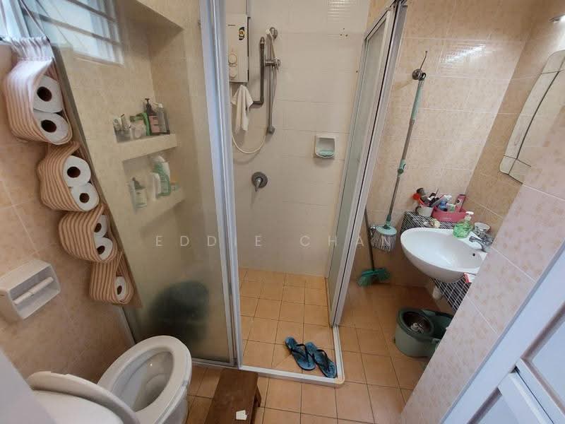 Rumah Teres 2-Tingkat untuk Dijual di Taman Sierra Ukay (Ulu Kelang) - Eddie Chan - Bathroom - PropertyGuru.com.my
