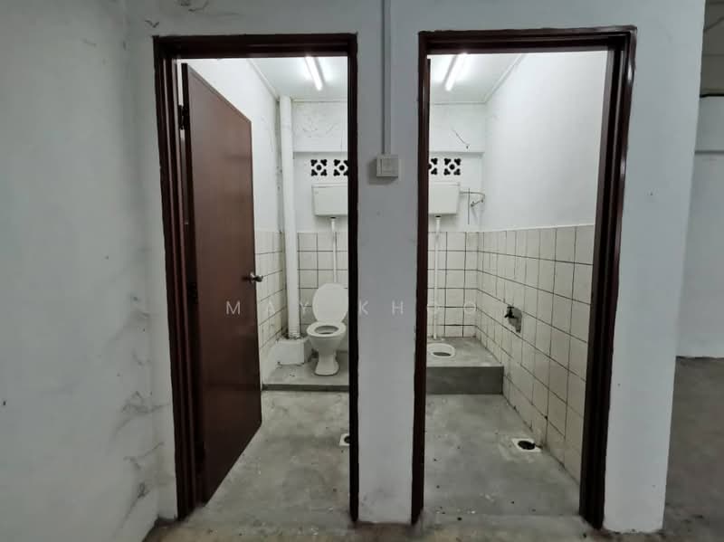 Factory for Sale in Skudai (Johor) - May Khoo - Bathroom - PropertyGuru.com.my