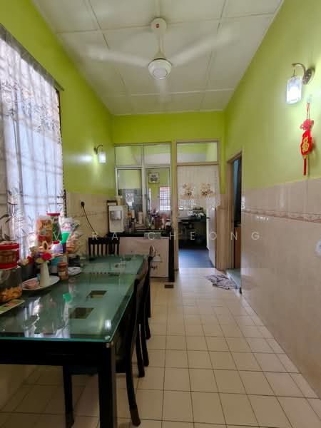 1-storey Terraced House for Sale in Taman Setia Indah (Tebrau) - Vera Cheong - Dining Room - PropertyGuru.com.my
