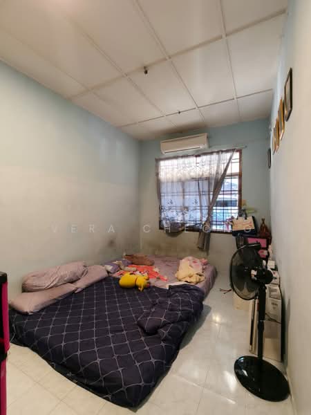 1-storey Terraced House for Sale in Taman Setia Indah (Tebrau) - Vera Cheong - Bedroom - PropertyGuru.com.my