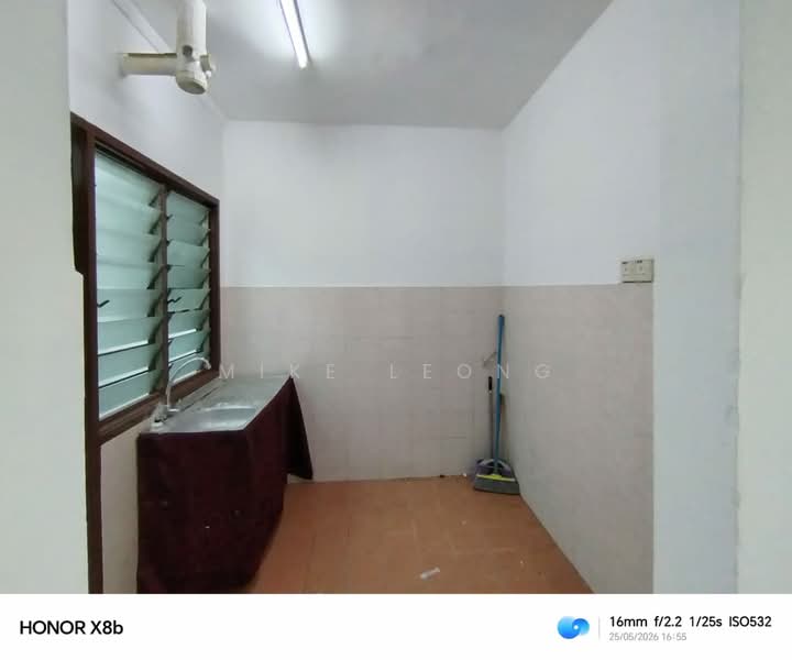 Pangsapuri untuk Dijual di Casa Riana - Mike Leong - Kitchen - PropertyGuru.com.my