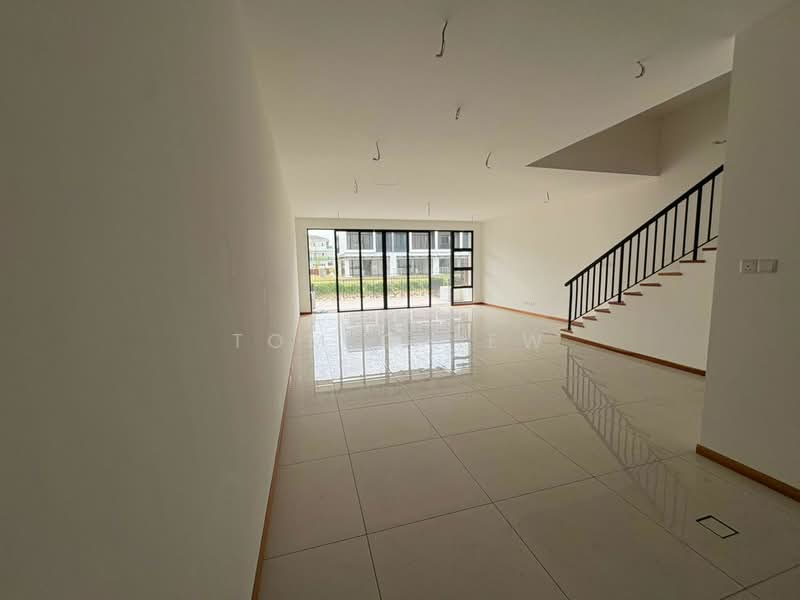 3-storey Terraced House for Sale in Senibong (Permas Jaya) - Tom Chiew - Living Room - PropertyGuru.com.my