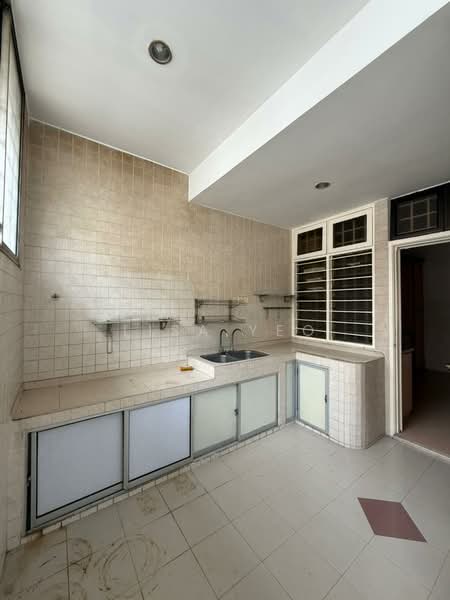 Taman Desa Cemerlang untuk Untuk Dijual - RM 640,000, Mac 2026 - Kitchen - PropertyGuru.com.my
