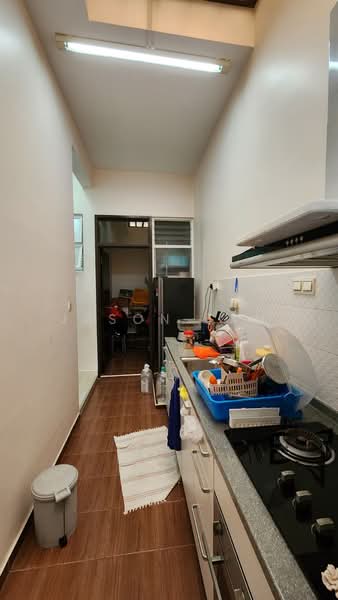 Cluster House for Sale in Bukit Indah (Iskandar Puteri (Nusajaya)) - Jason Tan - Kitchen - PropertyGuru.com.my
