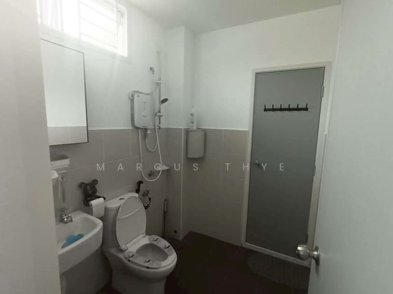 2-storey Terraced House for Sale in Bandar Bistari Perdana (Pasir Gudang) - Marcus Thye - Bathroom - PropertyGuru.com.my
