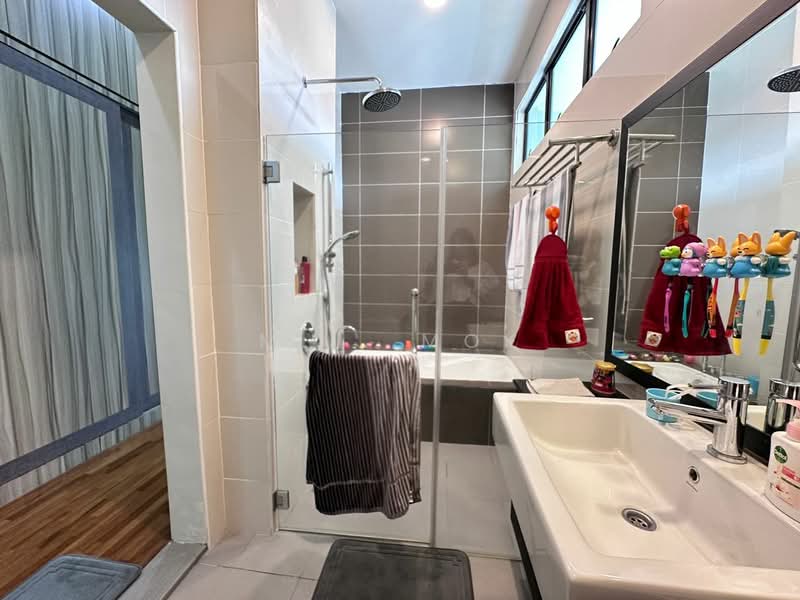 Cluster House for Sale in Johor Bahru (Johor) - M.L. Mok - Bathroom - PropertyGuru.com.my