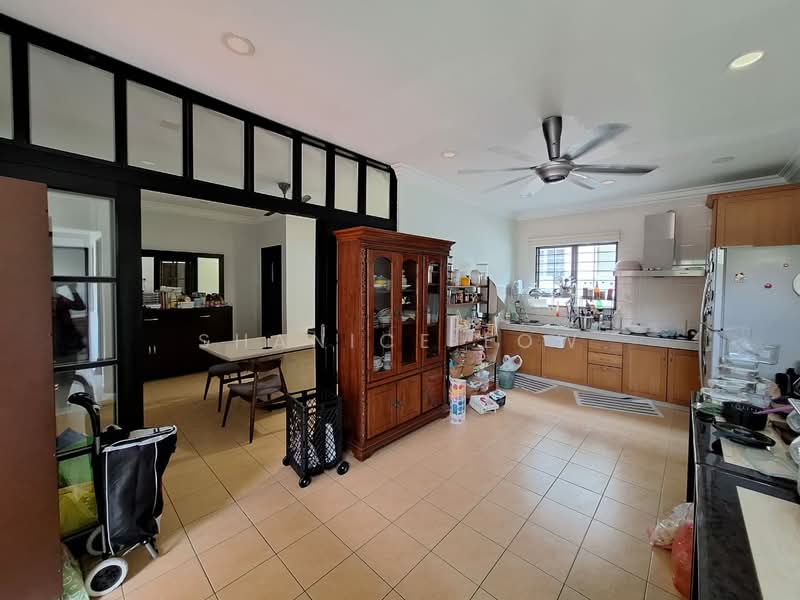 2-storey Terraced House for Sale in Bandar Puteri Puchong (Puchong) - Shanice Low - Kitchen - PropertyGuru.com.my