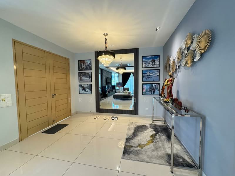 Semi-Detached House for Sale in Taman Sutera (Johor Bahru) - Tracy Ong - Entrance - PropertyGuru.com.my