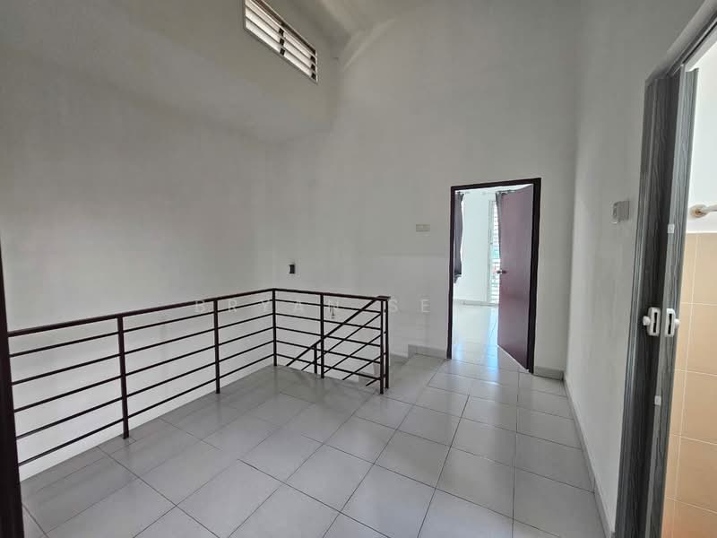 Taman Scientex Kulai 2 untuk Untuk Disewa - RM 2,000 /bulan, Mac 2026 - Interior - PropertyGuru.com.my