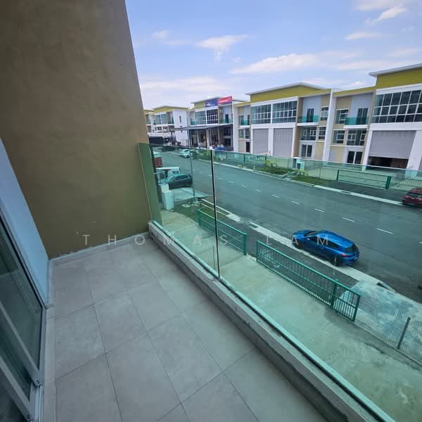 Factory for Rent in Ayer Keroh (Melaka) - Thomas Lam - Balcony - PropertyGuru.com.my