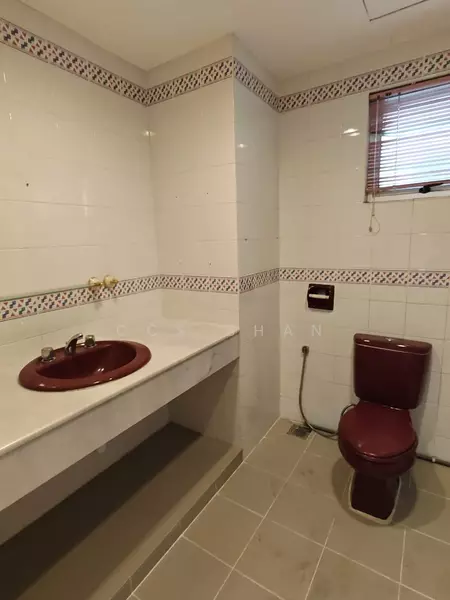 Damansara Villa untuk Untuk Dijual - RM 980,000, Mac 2026 - Bathroom - PropertyGuru.com.my