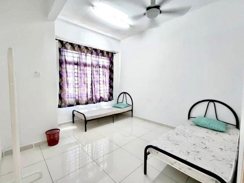 2-storey Terraced House for Sale in Senawang (Negeri Sembilan) - Muhammed Nazri bin Mustapha - Bedroom - PropertyGuru.com.my