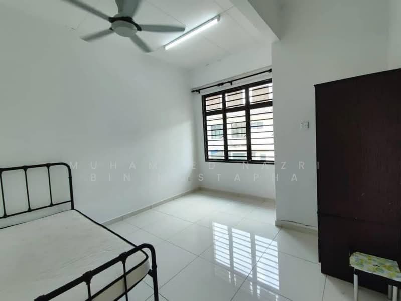 2-storey Terraced House for Sale in Senawang (Negeri Sembilan) - Muhammed Nazri bin Mustapha - Bedroom - PropertyGuru.com.my