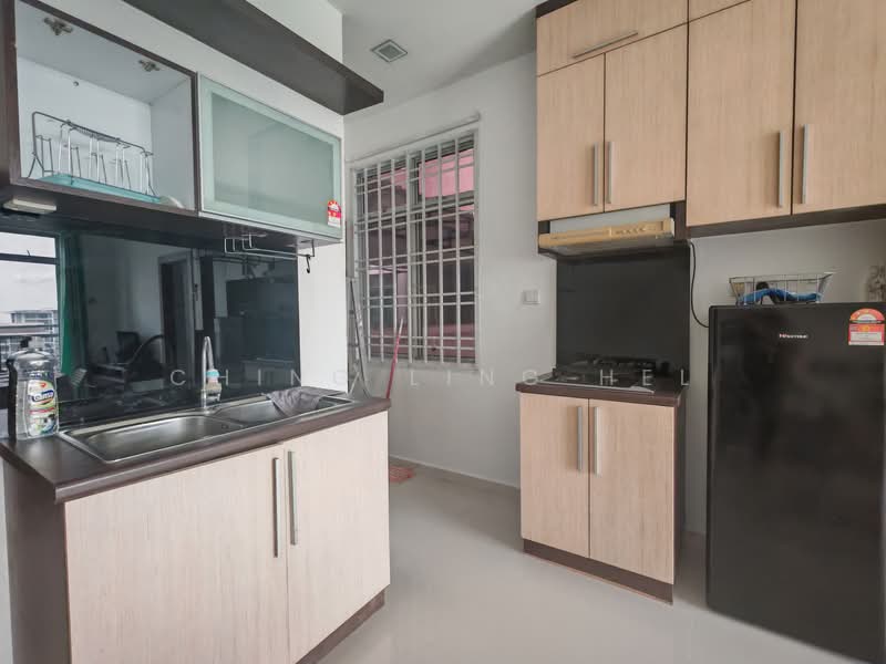 Lake View Suites untuk Untuk Disewa - RM 1,500 /bulan, Mac 2026 - Kitchen - PropertyGuru.com.my