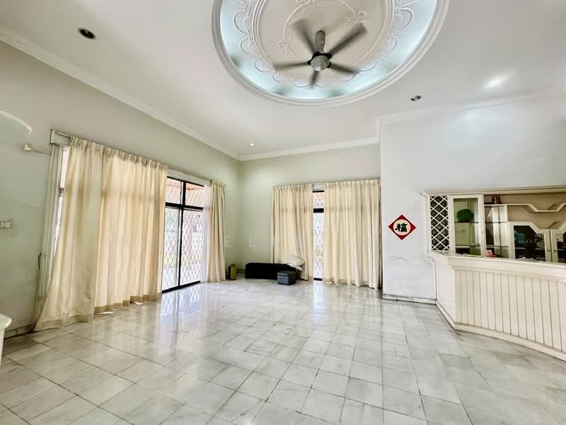 Bungalow for Sale in Taman Taynton View (Cheras) - Michelle Siow - Living Room - PropertyGuru.com.my