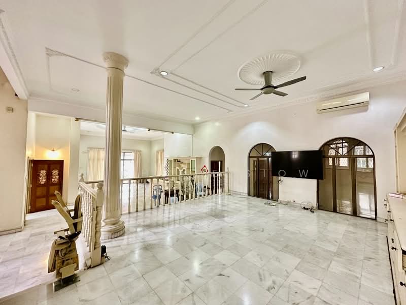 Bungalow for Sale in Taman Taynton View (Cheras) - Michelle Siow - Living Room - PropertyGuru.com.my