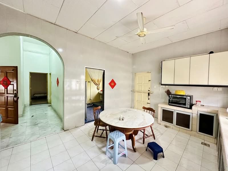 Bungalow for Sale in Taman Taynton View (Cheras) - Michelle Siow - Kitchen - PropertyGuru.com.my