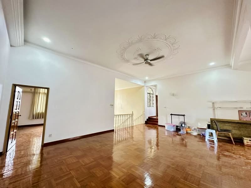 Bungalow for Sale in Taman Taynton View (Cheras) - Michelle Siow - Living Room - PropertyGuru.com.my