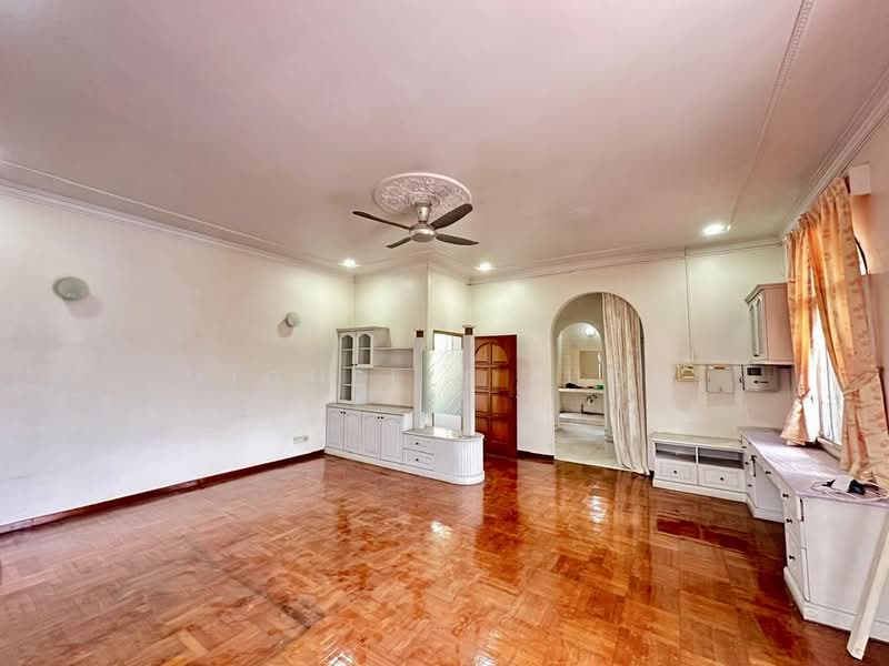 Bungalow for Sale in Taman Taynton View (Cheras) - Michelle Siow - Living Room - PropertyGuru.com.my