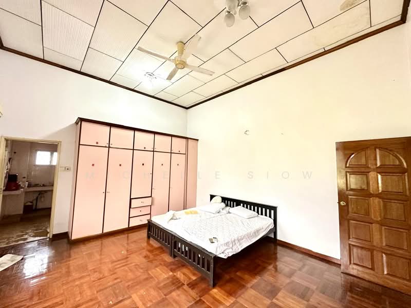 Bungalow for Sale in Taman Taynton View (Cheras) - Michelle Siow - Bedroom - PropertyGuru.com.my