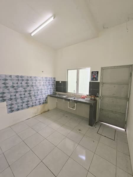 Tanjung Rambutan untuk Untuk Dijual - RM 348,000, Mac 2026 - Kitchen - PropertyGuru.com.my