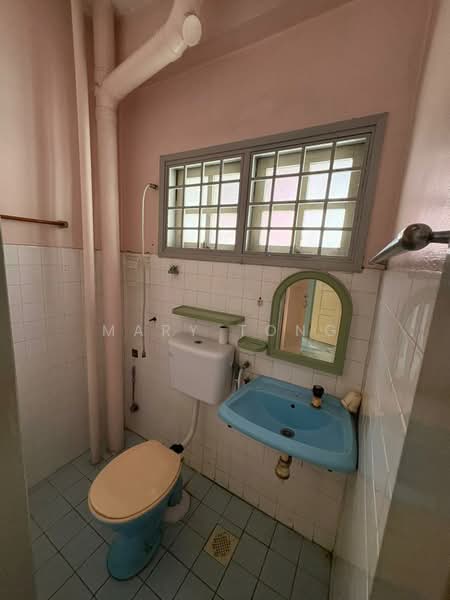 Flat for Rent at Taman Daya - Mary Tong - Bathroom - PropertyGuru.com.my