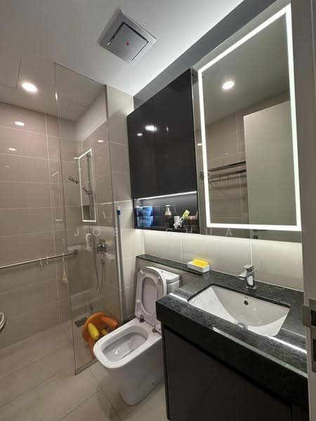 Service Residence for Sale at The Park 2 - Joey Chua - Bathroom - PropertyGuru.com.my