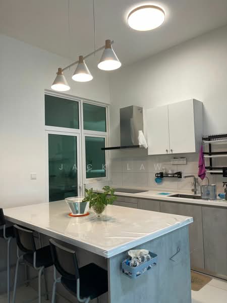 Ferringhi Residence 2 untuk Untuk Disewa - RM 2,200 /bulan, Mac 2026 - Kitchen - PropertyGuru.com.my