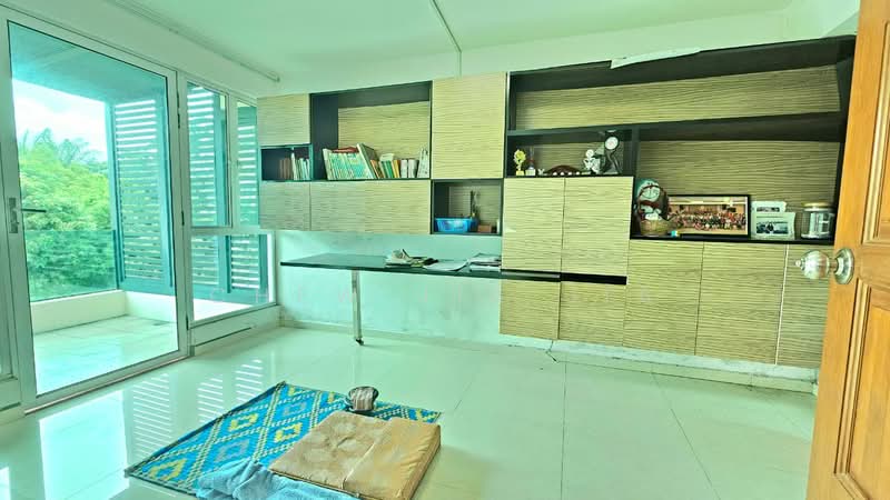 Semi-Detached House for Sale in Johor Bahru (Johor) - Chew Jia Jia - Study - PropertyGuru.com.my