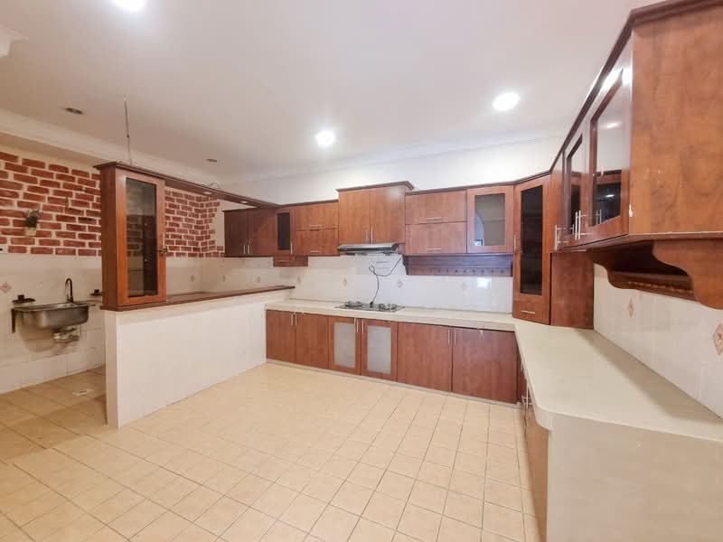 Semi-Detached House for Sale in Bandar Bukit Puchong 2 (Puchong) - Evan Goh - Kitchen - PropertyGuru.com.my