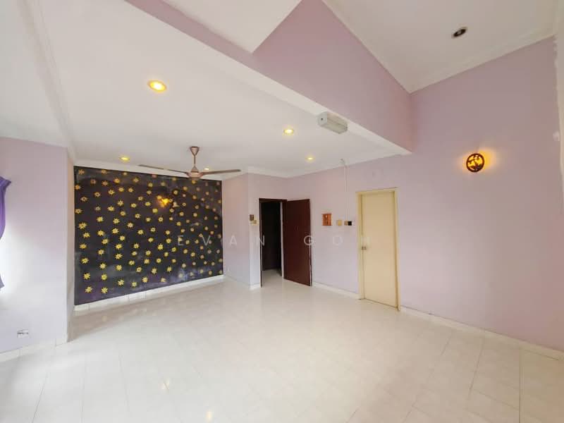 Semi-Detached House for Sale in Bandar Bukit Puchong 2 (Puchong) - Evan Goh - Living Room - PropertyGuru.com.my