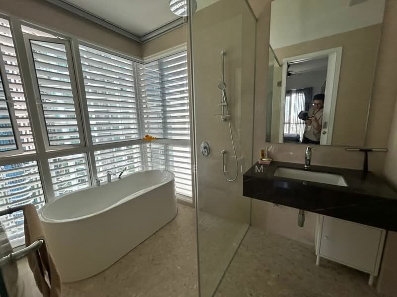 Condominium for Sale at Pavilion Hilltop - Jovie Lim - Bathroom - PropertyGuru.com.my