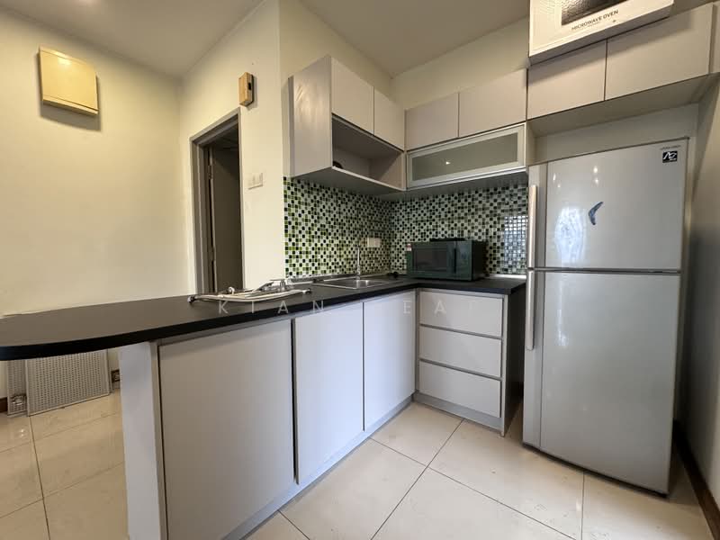 Condominium for Sale at Seri Puteri - Kian Leap - Kitchen - PropertyGuru.com.my